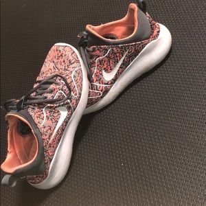 Nike running workout casual shoe